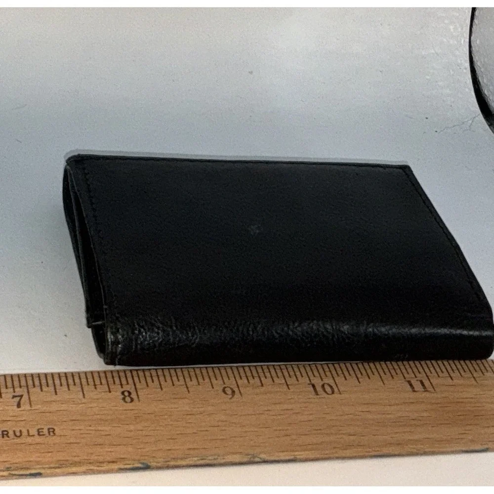 Genuine Leather Hand Craft Tri-fold Black 2 ID 2 Cash Compartments